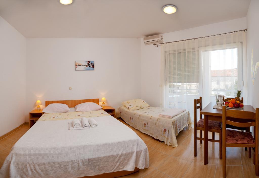 Appartement House Marta à Baška Voda Chambre photo